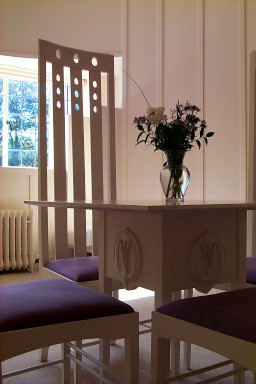 Table with chairs in the Oval Room