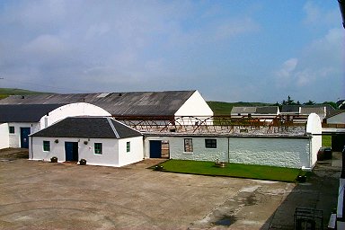 Picture of a roofless warehouse in a distillery