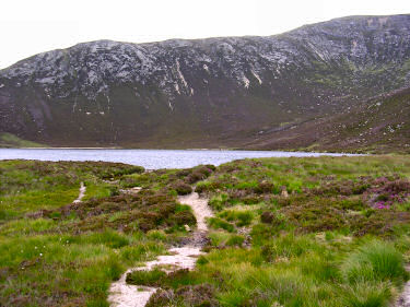 Picture of Coire-Fhionn Lochan